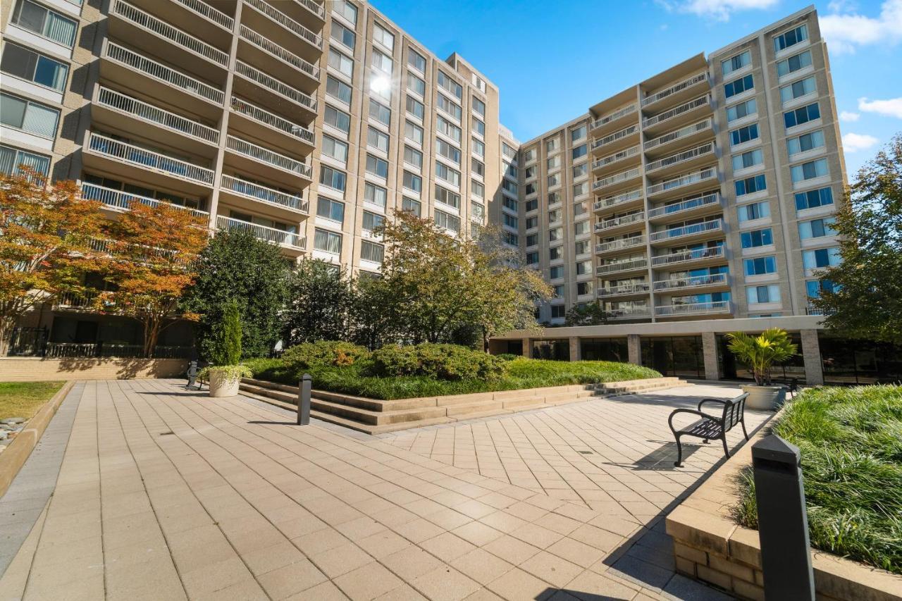 Urbandelight Crystal City Mins To Dc Free Parking 알링턴 외부 사진